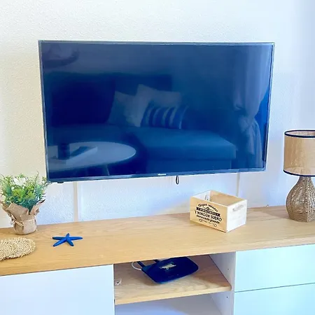 Apartment Blue 11b By Gloove *